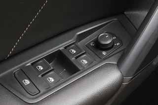 Volkswagen Tiguan Pano/IQ.Light/DCC/Keyless/Camera/Dodehoek/20