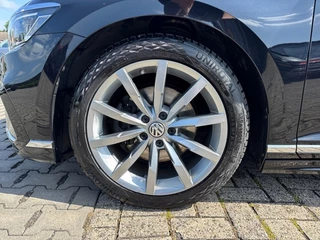 Volkswagen Passat Volkswagen Passat Variant 2.0 TDI DSG R-LINE CAMERA/NAVI/ACC/E-KLEP/CARPLAY/STOELVERW - afbeelding nr 9