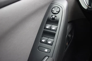 Citroën C4 Picasso Citroën C4 Picasso 1.2 PureTech Selection Automaat - Carplay, Trekhaak - afbeelding nr 27