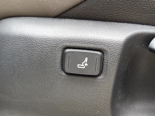 Toyota C-HR Toyota C-HR 1.8 Hybrid Executive | Navi | JBL | Sensoren v/a | Android Auto - afbeelding nr 28