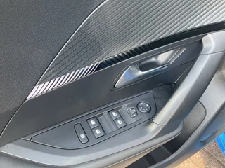 Peugeot 2008 Peugeot 2008 1.2 PureTech 130 Allure Automaat 360cam Carplay Nav/Cruise Blue Beauty! - afbeelding nr 11