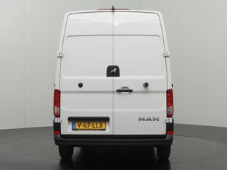 MAN TGE | Airco | Cruise | 3-Persoons | 270 Graden deuren | Betimmering - afbeelding nr 11