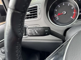 Volkswagen Polo Volkswagen Polo 1.2 TSI Comfortline DSG CRUISE AIRCO CARPLAY NAP - afbeelding nr 17