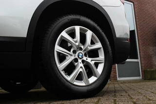 BMW X1 ➡️ BMW X1 sDrive18i F48 Executive | 1e eigenaar | Pano dak | Leer | 17 inch | Navi | PDC | Cruise-control | Climate | 140 pk | - afbeelding nr 40