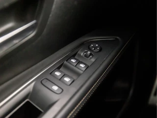 Peugeot 5008 (PANORAMADAK, APPLE CARPLAY, GROOT NAVI, 360 CAMERA, LEDER, SPORTSTOELEN, LED KOPLAMPEN, KEYLESS, DAB+, NIEUWE APK, NIEUWSTAAT) - afbeelding nr 25