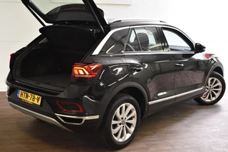 Volkswagen T-Roc Volkswagen T-Roc 1.5 TSI 150PK DSG STYLE VIRTUAL/CARPLAY/CAMERA - afbeelding nr 20