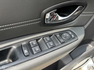 Renault Scénic Renault Scenic 1.2 TCe Bose NAVI CAMERA NW 4SEIZOEN BANDEN - afbeelding nr 16