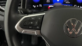 Volkswagen Polo Volkswagen Polo 1.0 TSI LIFE ADAPT CRUISE NAVI VIA APP CONNECT - afbeelding nr 26