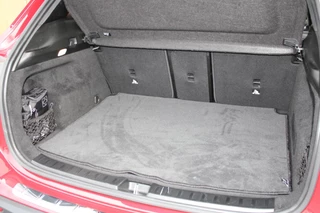 Mercedes-Benz EQA Mercedes EQA 250 AMG Line 67 kWh | Pano | Sportstoelen - afbeelding nr 17