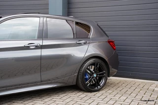 BMW 1 Serie BMW 1-serie M140i LCI2 | Schuifdak | Stuurverwarming | Navi Pro | Alcantara | HiFi Audio| M Sport onderstel | 719M | 5-deurs | - afbeelding nr 40