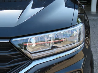 Volkswagen T-Roc Volkswagen T-Roc 1.5 TSI 150PK STYLE / Camera / Navi / Elec.achterklep / Adap.cruise / BOVAG garantie - afbeelding nr 39