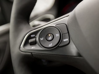 Opel Grandland X (APPLE CARPLAY, GROOT NAVI, STUUR/STOELVERWARMING, CAMERA, LEDER, SPORTSTOELEN, LED KOPLAMPEN, PARKEERSENSOREN, NIEUWE APK, NIEUWSTAAT) - afbeelding nr 22