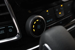Ford Tourneo Custom Ford Tourneo Custom 320 1.0 EcoBoost L1H1 PHEV Titanium | Hybride voertuig met groot accupakket| 8 persoons | marge geen BTW en incl. BPM | 8persoons personen Bus | ideaal voor personen vervoer | - afbeelding nr 30