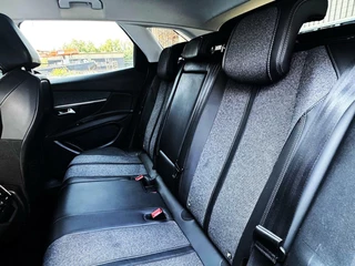 Peugeot 3008 Peugeot 3008 1.2 PureTech Allure /Camera/Automaat/Led/Massagestoelen/Apple Carplay/Cruise Control/131PK /stoelverwarming - afbeelding nr 24