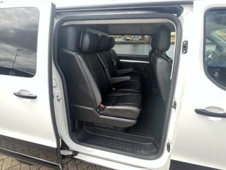 Toyota ProAce Toyota ProAce Worker 2.0 D-4D Black Line Long Trekhaak/Leder/Camera/Carplay/Navi/PDC/17