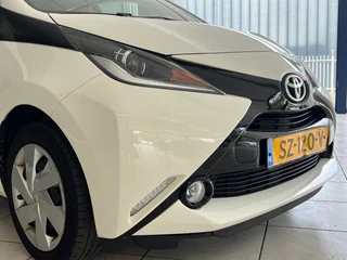 Toyota Aygo Toyota Aygo 1.0 VVT-i x-nav NL AUTO - afbeelding nr 6