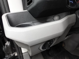 Volkswagen Crafter Volkswagen Crafter L3H2 L2H1 Highline 2x Schuifdeur Navigatie Cruisecontrol Airco Parkeersensoren Euro6 - afbeelding nr 13