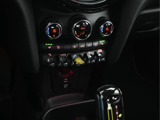 MINI Electric (INCL-BTW) *HEAD-UP | HARMAN/KARDON-AUDIO | LEATHER-ALCANTARA | MATRIX-LED | CAMERA | KEYLESS | NAVI-FULLMAP | DAB+ | ECC | HEATED-SPORT-SEATS | DIGI-COCKPIT | PDC | CRUISE | 17