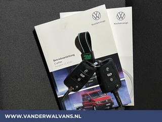 Volkswagen Crafter Volkswagen Crafter 2.0 TDI 141pk L3H2 L2H1 Euro6 Airco | Camera | Apple Carplay | Android Auto Bijrijdersbank - afbeelding nr 17