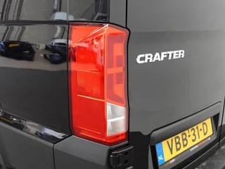 Volkswagen Crafter Volkswagen Crafter L3H2 L2H1 Highline 2x Schuifdeur Navigatie Cruisecontrol Airco Parkeersensoren Euro6 - afbeelding nr 9