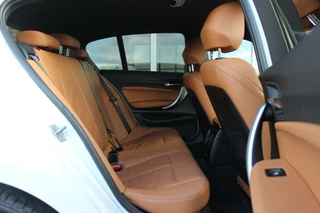 BMW 1 Serie ➡️ BMW 1-serie 118i F20 M Sport Edition | M-pakket | 2e eigenaar | 18 inch | LED | NL auto | Leer | Navi | Stoelverwarming | Sporstuur | PDC | Climate-control | Cruise-control | - afbeelding nr 18