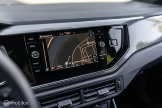 Volkswagen Polo Volkswagen Polo 1.0 TSI Highline DSG VIRTUAL LED ACC NAVI - afbeelding nr 12