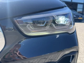 BMW X1 Panoramadak Navi Prof Leer Head Up Camera DAB Stoelverwarming Led Koplampen  NL Auto - afbeelding nr 38