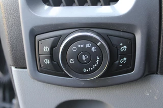 Ford Transit Custom Ford Transit Custom 290 2.2 TDCI L1H1 Sport 155pk! | Camera | Lederen bekleding | Stoelverwarming | Navigatiesysteem - afbeelding nr 13