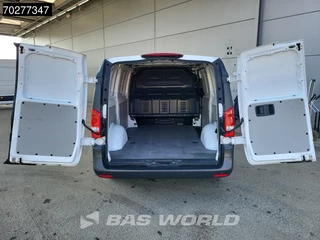 Mercedes-Benz Vito Mercedes Vito 114 Automaat L2H1 Navi Camera Parkeersensoren Airco Cruise APK 10-2025 L2 5m3 Airco Cruise control - afbeelding nr 6