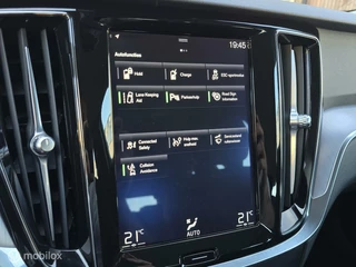 Volvo V60 VOLVO V60 2.0 T6 TWIN ENGINE AWD 342 PK CARPLAY STANDKACHEL - afbeelding nr 20