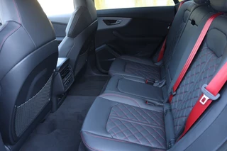 Audi Q8 Laser-Matrix/Pano/4wiel/B&O/360/RS-stoel/Design Red/Luchtvering/Keyless/Head-up/Trekhaak - afbeelding nr 35