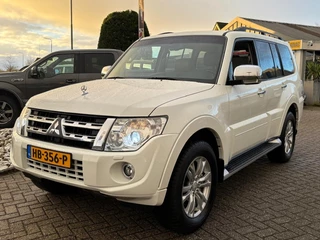 Mitsubishi Pajero - 329870250-0