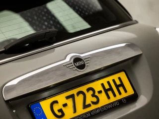 MINI Countryman 192Pk Automaat (GROOT NAVI, CLIMATE, LEDER, STOELVERWARMING, SPORTSTOELEN, LED KOPLAMPEN, ZWART HEMEL, CRUISE, NIEUWE APK, NIEUWSTAAT) - afbeelding nr 31
