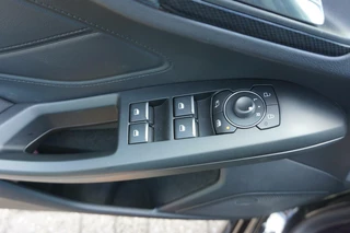 Ford Focus Ford Focus Wagon 1.0 EcoBoost Hybrid ST Line 125PK Automaat Winterpack SYNC4 Cruise Navi Camera Climate Parkeersensoren Privacy Glass *1500KG Trekgewicht* - afbeelding nr 19