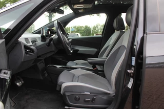 Volkswagen ID.3 Volkswagen ID.3 First Max 58 kWh / Full option! / Panoramadak / Camera / Head-up / Keyless / 20'' / ACC / Dodehoek / Elektr. stoelen / Massage / Navigatie / Stuurverwarming - afbeelding nr 8