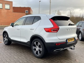 Volvo XC40 Trekhaak Panoramadak Vol Leder DAB Stoelverwarming Camera elek. Stoelen Led Koplampen Getint Glas NL Auto - afbeelding nr 3