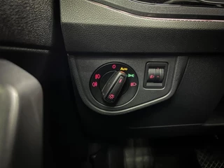 Volkswagen Polo Volkswagen Polo 1.0 TSI Highline Carplay | IQ-Drive | Sensor - afbeelding nr 23