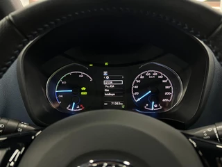 Toyota Yaris Toyota Yaris 1.5 Hybrid Bi-Tone| Lane | Camera | LED |Keyles - afbeelding nr 13