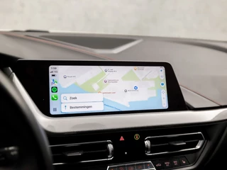BMW 1 Serie Automaat (VIRTUAL COCKPIT, APPLE CARPLAY, GROOT NAVI, STUUR/STOELVERWARMING, ADAPTIVE CRUISE, LEDER, CAMERA, SPORTSTOELEN, DAB+, GETINT GLAS, NIEUWSTAAT) - afbeelding nr 28