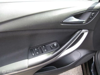 Opel Astra Opel Astra Sports Tourer 1.2 Edition 131 PK Clima Navi Camera NL auto - afbeelding nr 16
