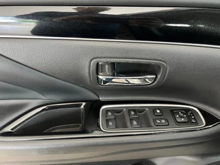 Mitsubishi Outlander Mitsubishi Outlander 2.4 PHEV Intense TREKHAAK - afbeelding nr 18