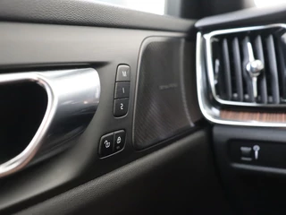 Volvo V60 Volvo V60 Cross Country T5 AWD Pro | Stoelventilatie | Head Up | Panoramadak | - afbeelding nr 33