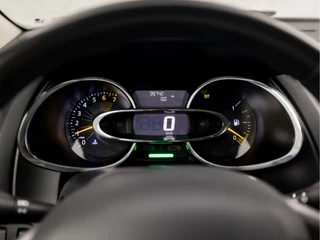 Renault Clio (NAVIGATIE, NAP, GETINT GLAS, SPORTSTOELEN, CRUISE, PARKEERSENSOREN, LM VELGEN, NIEUWE APK, NIEUWSTAAT) - afbeelding nr 19