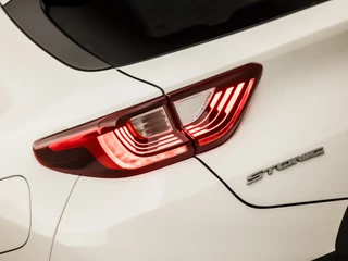 Kia Stonic (APPLE CARPLAY, GROOT NAVI, CLIMATE, ADAPTIVE CRUISE, SPORTSTOELEN, KEYLESS, CAMERA, GETINT GLAS, LM VELGEN, NIEUWSTAAT) - afbeelding nr 29