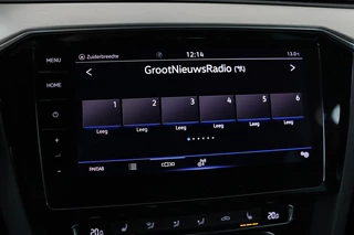 Volkswagen Passat Volkswagen Passat 1.5 TSI R Line | Stoelverwarming | Matrix LED |  Adaptive cruise | Carplay | Leder/Alcantara | Navigatie | Parkeerhulp - afbeelding nr 21