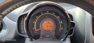 Toyota Aygo Toyota Aygo 1.0 VVT-i X-Play / Airco / Apple carplay- Android / Cruise control - afbeelding nr 17