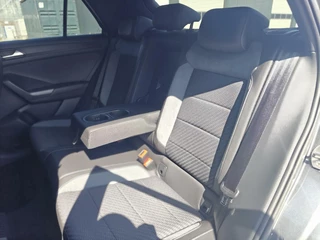 Volkswagen T-Roc Volkswagen T-Roc 1.5 TSI|2xR-line|ACC|Stoelverwarming|Carplay| - afbeelding nr 7