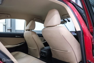 Lexus IS Lexus IS 300h Luxury Line | Dealer OH | Camera | Stoel + stuurwiel verwarming | Clima | LED | rijklaarprijs | - afbeelding nr 29