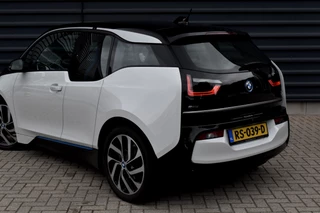 BMW i3 | Active Cruisecontrol | LED Light | Stoelverwarming | Driving Assistant Plus | - afbeelding nr 28