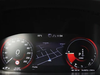 Volvo V90 Volvo V90 2.0 T8 AWD R-Design | Panoramadak | Head-Up | Trekhaak | Stoel & stuurverwarming | Leder | 360 camera | Luchtvering | Harman/Kardon | Adaptive cruise | Achterbankverwarming - afbeelding nr 40